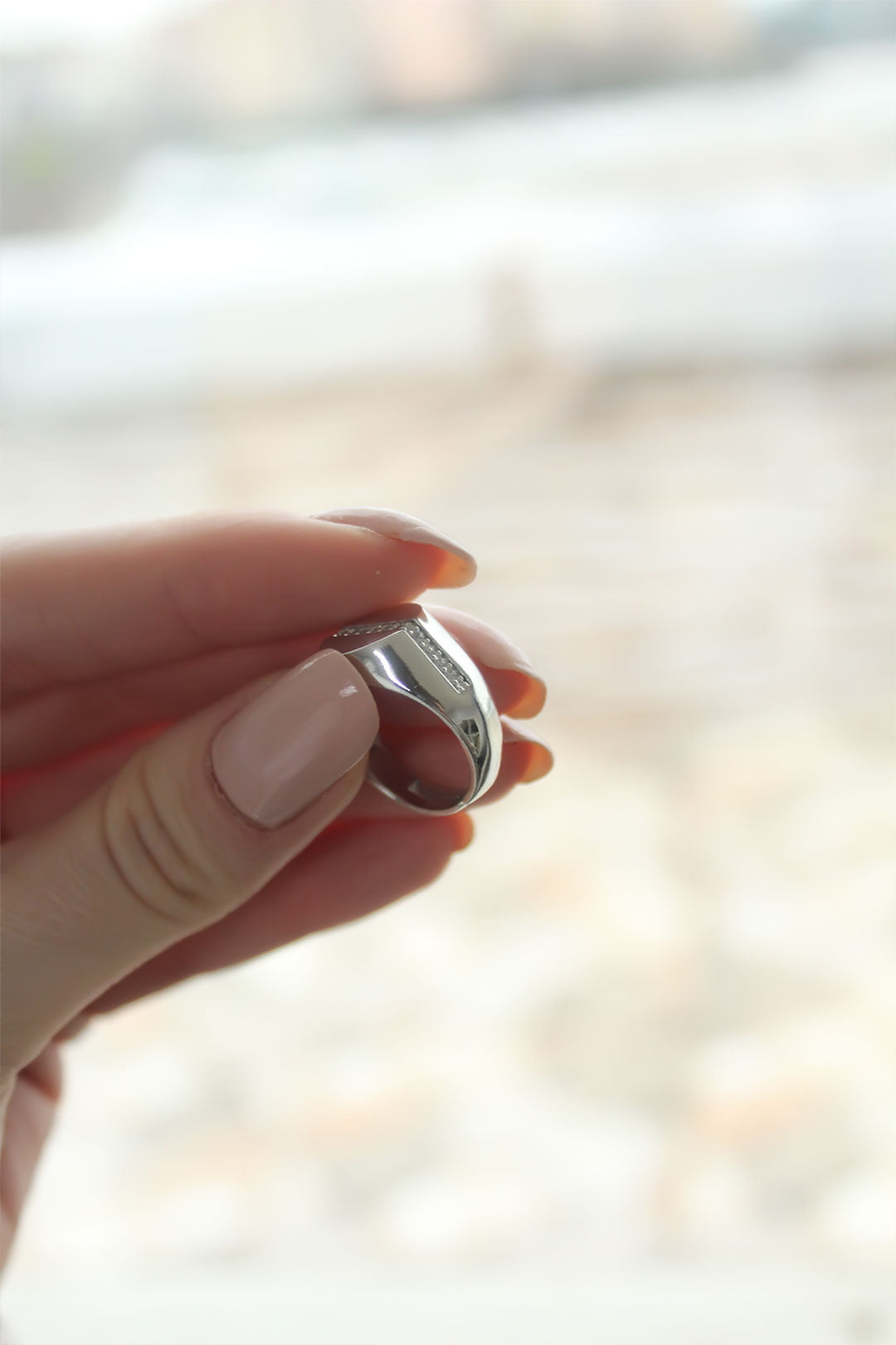 Punta Zirkon Taşlı Rodyum Kaplama Kadın Yüzük