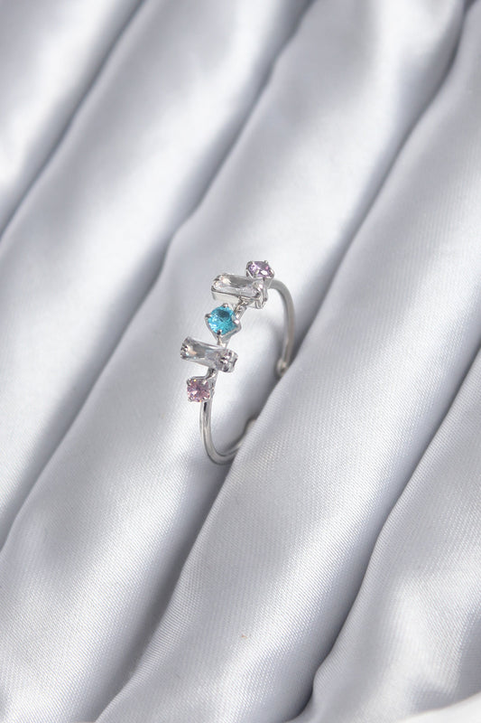 Gümüş Renk Renkli Zirkon Taşlı Kadın Yüzük