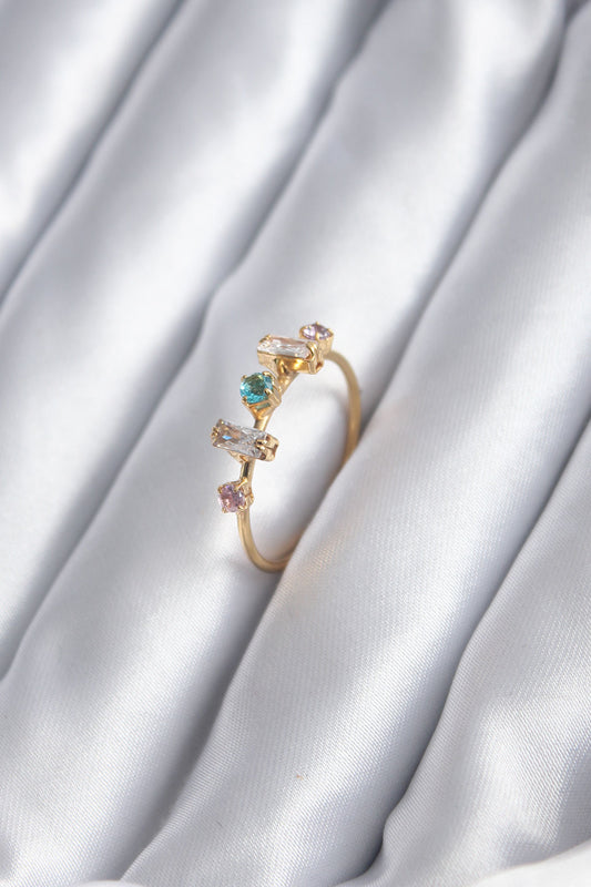 Gold Renk Zirkon Taşlı Renkli Zirkon Taşlı Kadın Yüzük