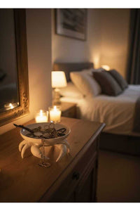 Dekoratif Beyaz Yengeç Kıskaç Tasarım Sunumluk Takı Mum Şeker Vegan Üretim 16 x 16 cm