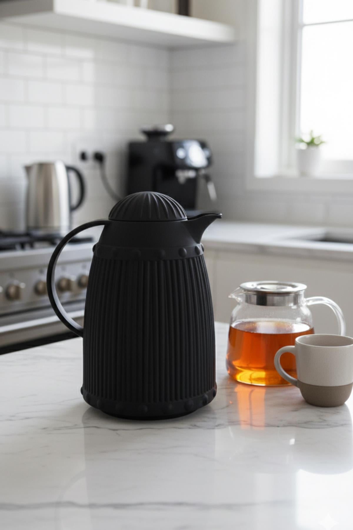 1 LT Isı Yalıtımlı Çay ve Soğuk Su Termosu Siyah (12 Saat Sıcak Tutar & İçi Camdır)