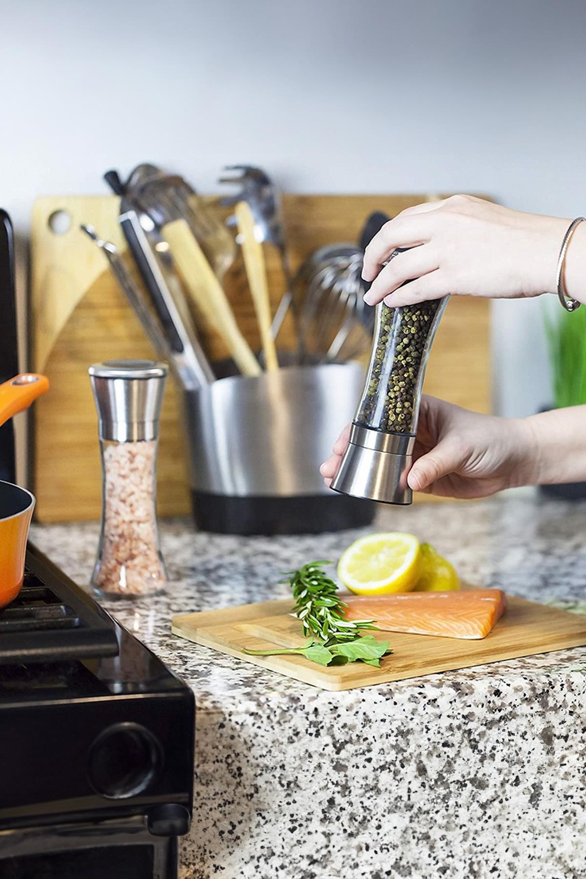 Cam Metal Kapaklı Baharat Öğütücü 250 ml